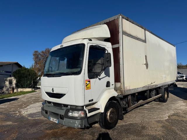 Renault MIDLUM 220 DCI CAISSE HAYON - Вантажівка з закритим кузовом: фото 2 Renault MIDLUM 220 DCI CAISSE HAYON - Вантажівка з закритим кузовом: фото 2