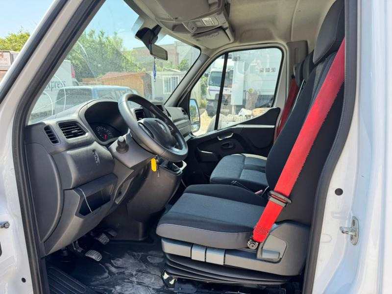 Фургон з закритим кузовом Renault Master 2.5 DCI 150: фото 15