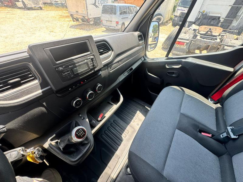 Фургон з закритим кузовом Renault Master 2.5 DCI 150: фото 13
