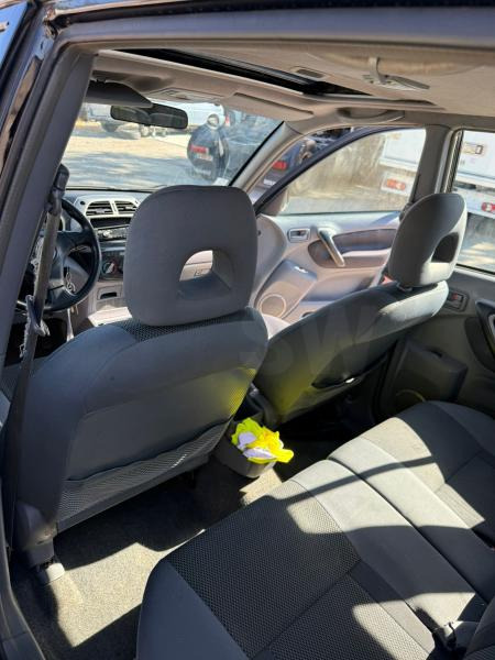 Toyota Rav 4 - Хетчбек: фото 5 Toyota Rav 4 - Хетчбек: фото 5