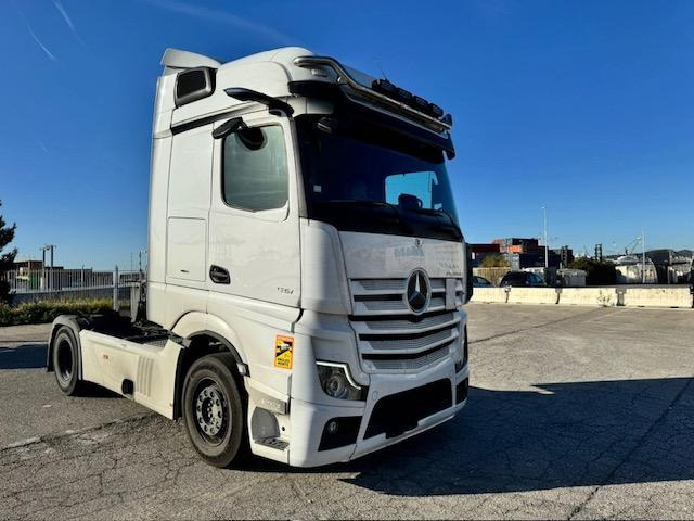 Mercedes ACTROS 1851 - Тягач: фото 4 Mercedes ACTROS 1851 - Тягач: фото 4