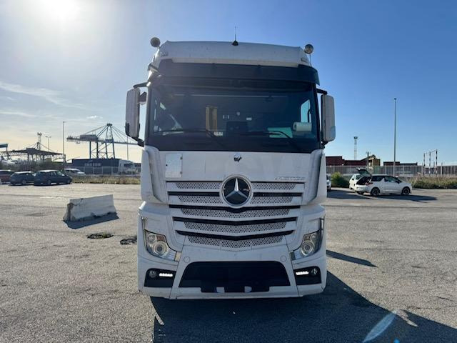 Mercedes ACTROS 1853 - Тягач: фото 2 Mercedes ACTROS 1853 - Тягач: фото 2