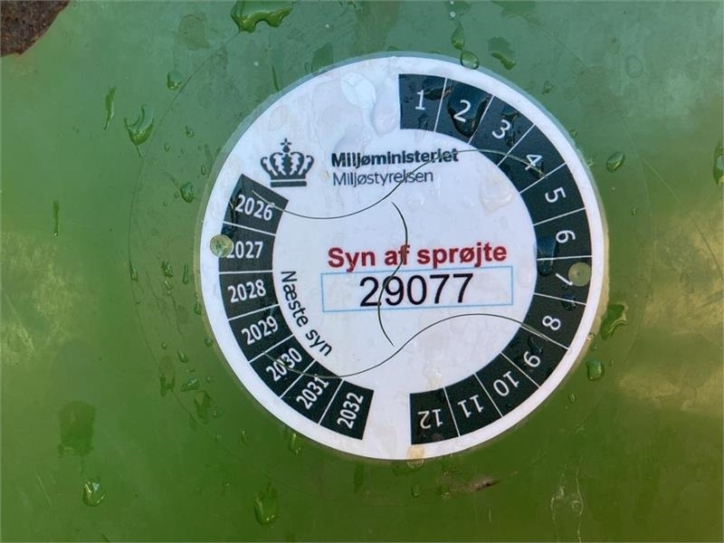 Обприскувач причіпний Amazone UX 4200 24m: фото 6 Обприскувач причіпний Amazone UX 4200 24m: фото 6