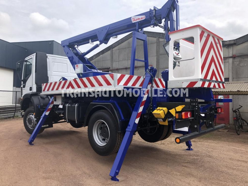 Iveco Eurocargo ML150E24W 5.9L Diesel NACELLE - 4x4 в лізинг Iveco Eurocargo ML150E24W 5.9L Diesel NACELLE - 4x4: фото 7 Iveco Eurocargo ML150E24W 5.9L Diesel NACELLE - 4x4 в лізинг Iveco Eurocargo ML150E24W 5.9L Diesel NACELLE - 4x4: фото 7