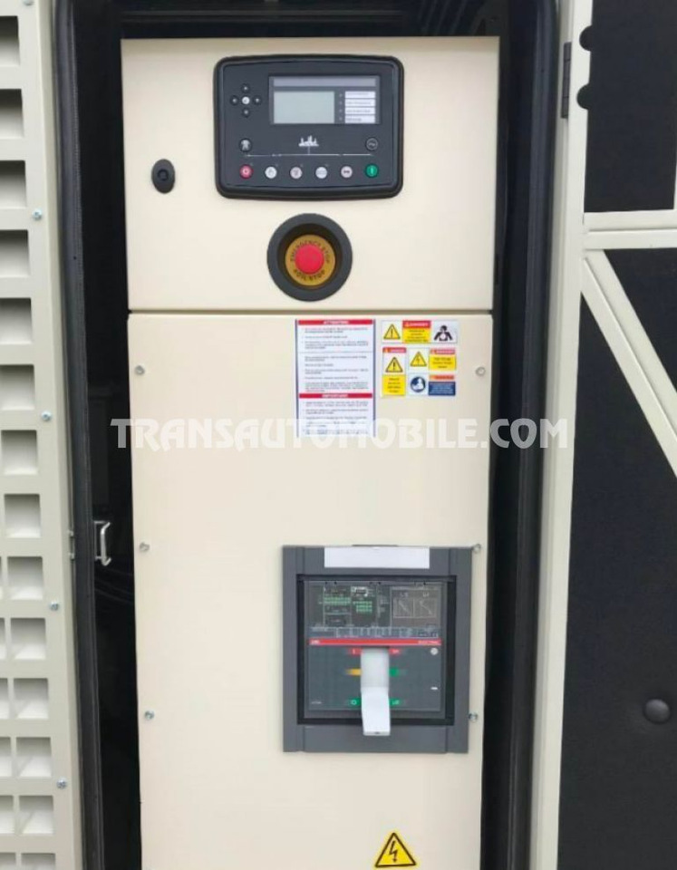 Perkins 700 kVA 97.0L DIESEL - EXPORT OUT EU - Електричний генератор: фото 4 Perkins 700 kVA 97.0L DIESEL - EXPORT OUT EU - Електричний генератор: фото 4