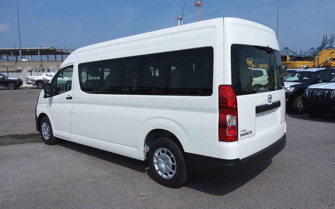Toyota Hiace HIGH ROOF / TOIT HAUT 2.8L Diesel Manual base - Мікроавтобус, Пасажирський фургон: фото 3 Toyota Hiace HIGH ROOF / TOIT HAUT 2.8L Diesel Manual base - Мікроавтобус, Пасажирський фургон: фото 3