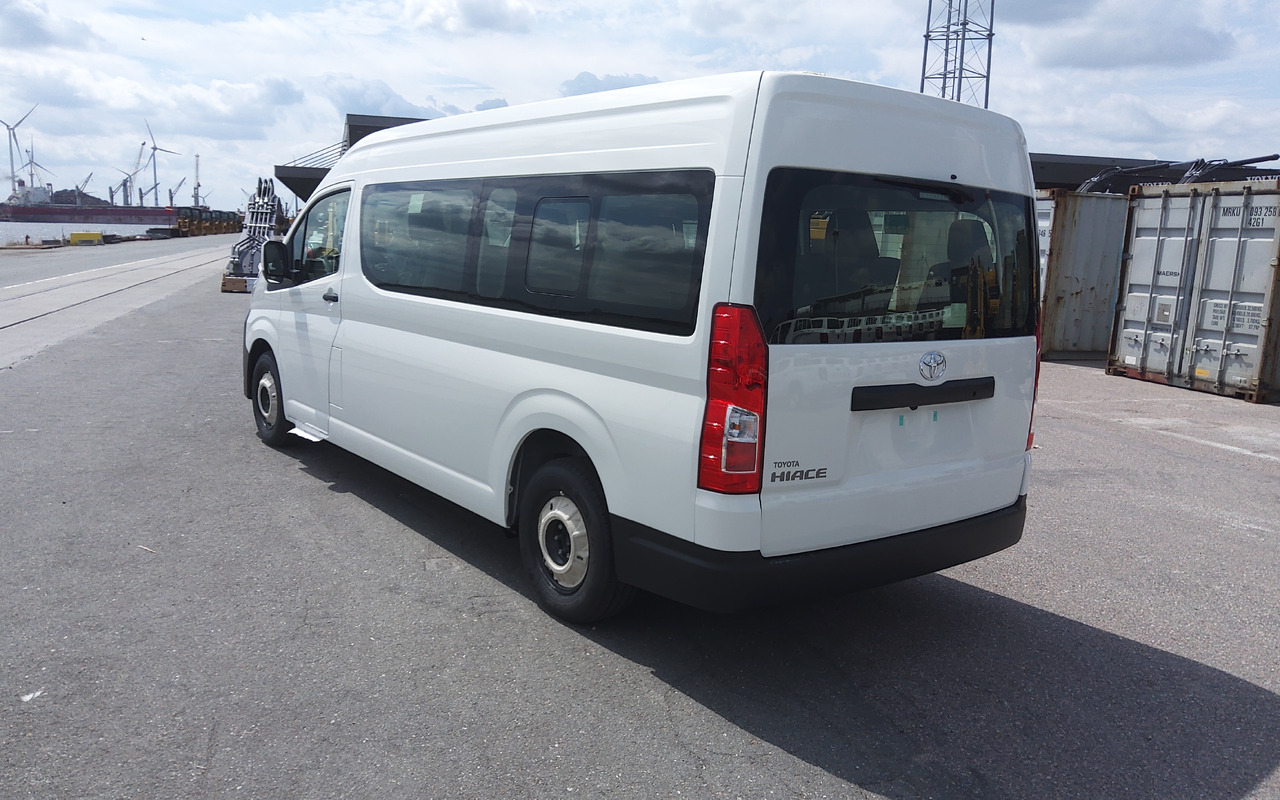 Новий Мікроавтобус, Пасажирський фургон Toyota Hiace HIGH ROOF / TOIT HAUT 3.5L Petrol Manual: фото 7 Новий Мікроавтобус, Пасажирський фургон Toyota Hiace HIGH ROOF / TOIT HAUT 3.5L Petrol Manual: фото 7