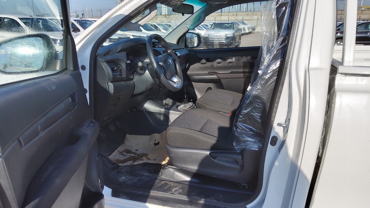 Пікап Toyota Hilux / Revo Pick-up single Cab pack security 2.4L Turbo Diesel Manual: фото 11
