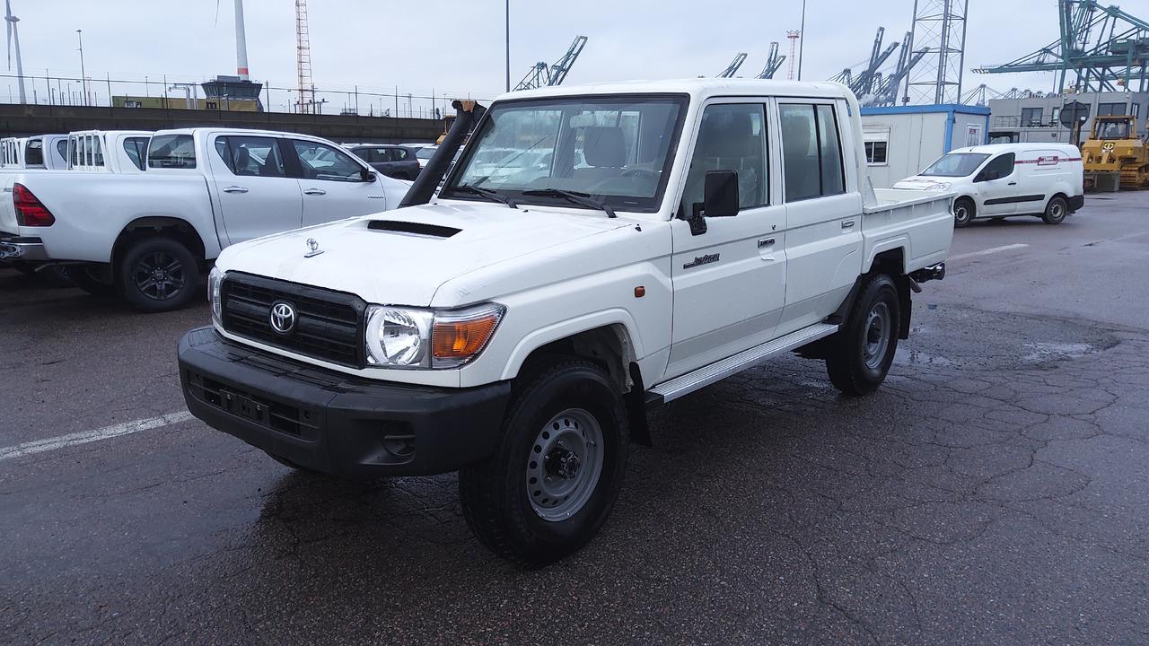 Новий Легковий автомобіль Toyota Land cruiser 79 vdj v8 79 double cabin 4.5L Turbo Diesel Manual: фото 1