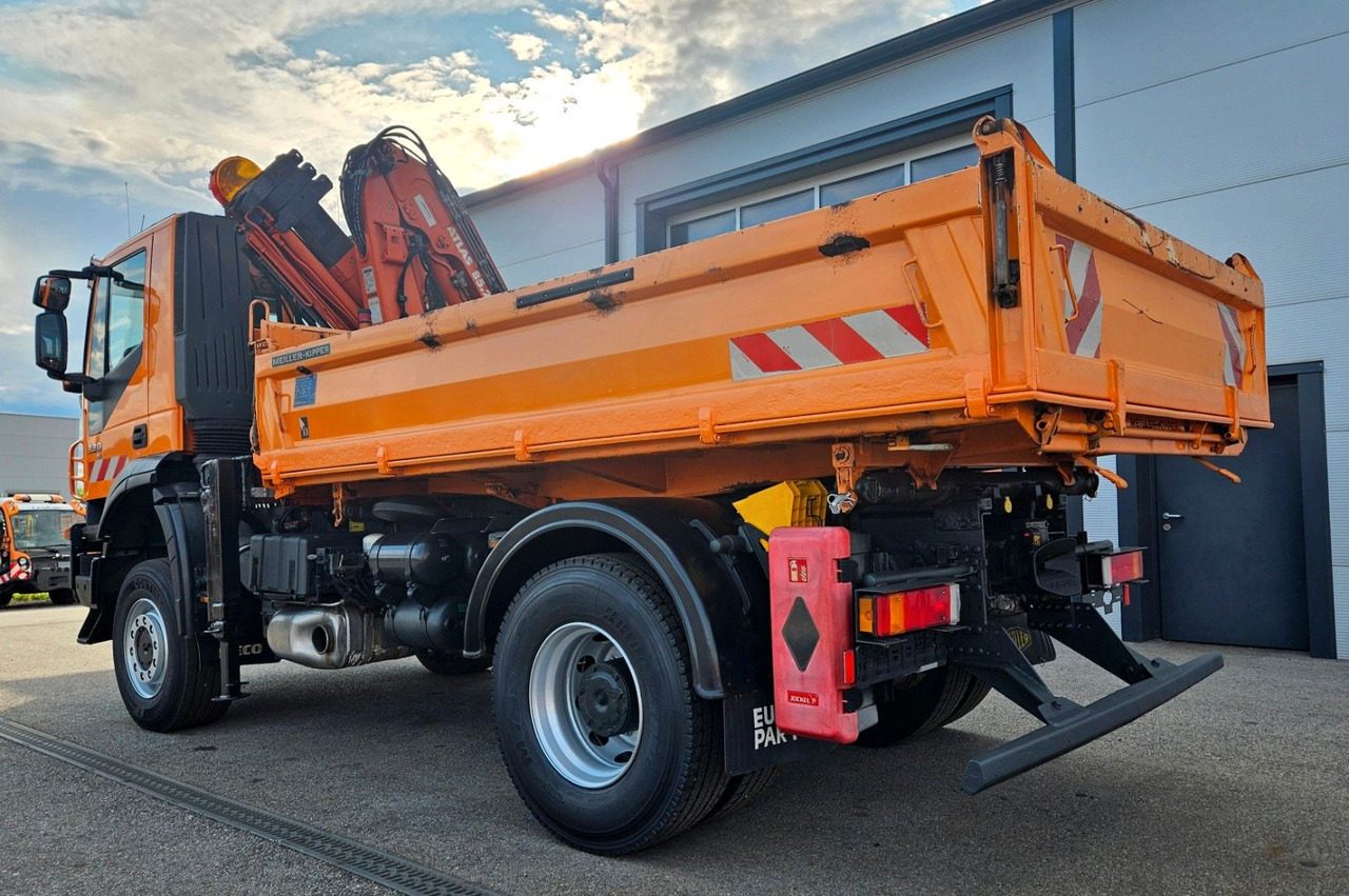 Iveco Trakker 190T33 4x4 Euro5 Kran Atlas Funk - Самоскид вантажівка, Вантажівка з маніпулятором: фото 3 Iveco Trakker 190T33 4x4 Euro5 Kran Atlas Funk - Самоскид вантажівка, Вантажівка з маніпулятором: фото 3