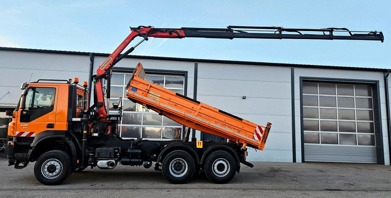 Iveco Trakker 410 6x4-4 EEV Palfinger PK12502 Funk - Самоскид вантажівка, Вантажівка з маніпулятором: фото 2 Iveco Trakker 410 6x4-4 EEV Palfinger PK12502 Funk - Самоскид вантажівка, Вантажівка з маніпулятором: фото 2