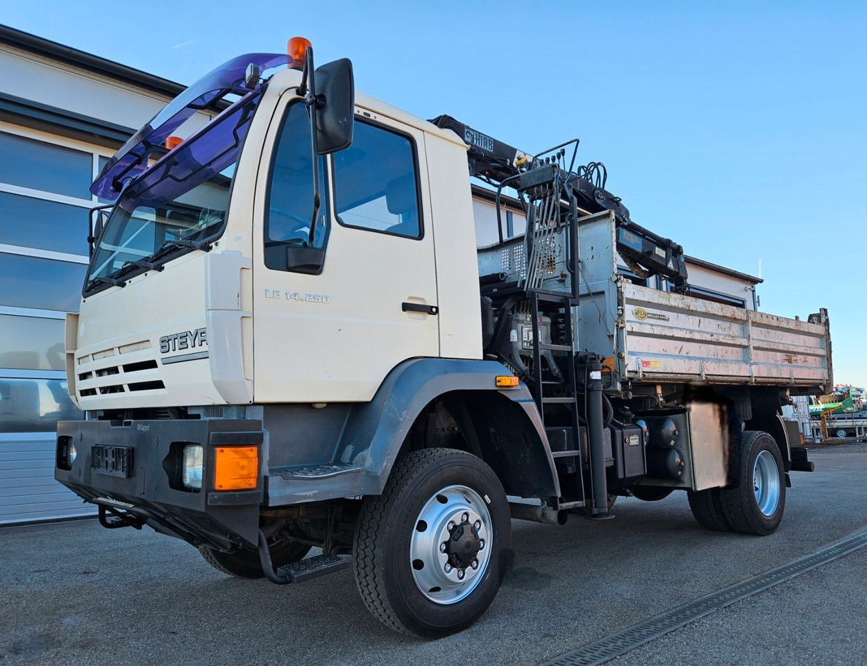 MAN LE 14.250 4x4 HIAB 077BS-2 Kran Greifer - Самоскид вантажівка, Вантажівка з маніпулятором: фото 5 MAN LE 14.250 4x4 HIAB 077BS-2 Kran Greifer - Самоскид вантажівка, Вантажівка з маніпулятором: фото 5