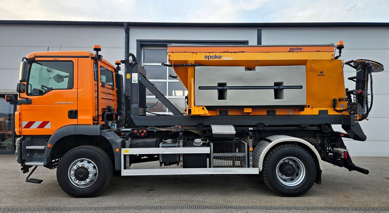 MAN TGM 18.250 4x4 BB EEV Winterdienst - Гаковий мультиліфт вантажівка, Вантажівка з маніпулятором: фото 2 MAN TGM 18.250 4x4 BB EEV Winterdienst - Гаковий мультиліфт вантажівка, Вантажівка з маніпулятором: фото 2