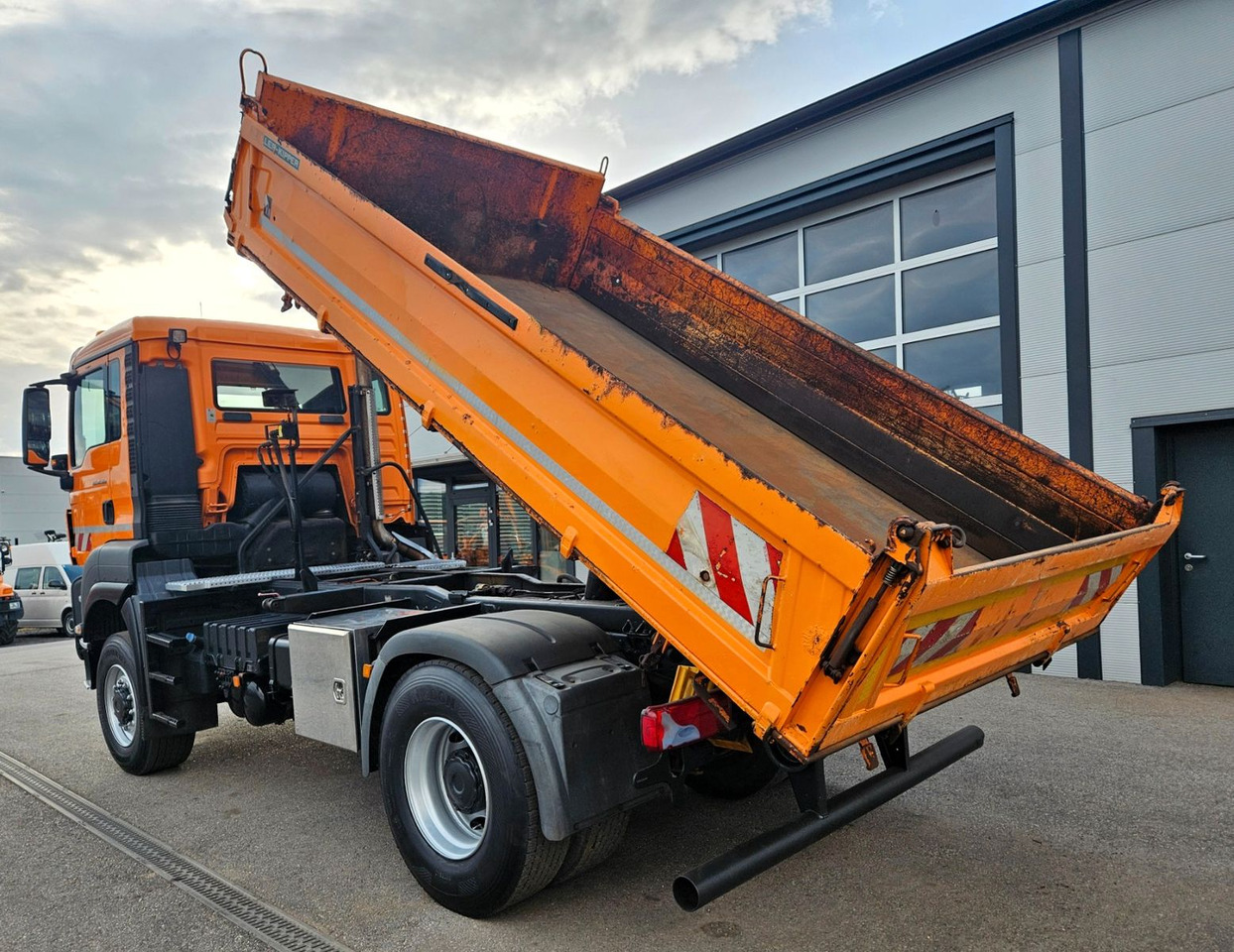 MAN TGS 18.360 4x4 BL Euro5 - Самоскид вантажівка: фото 3 MAN TGS 18.360 4x4 BL Euro5 - Самоскид вантажівка: фото 3