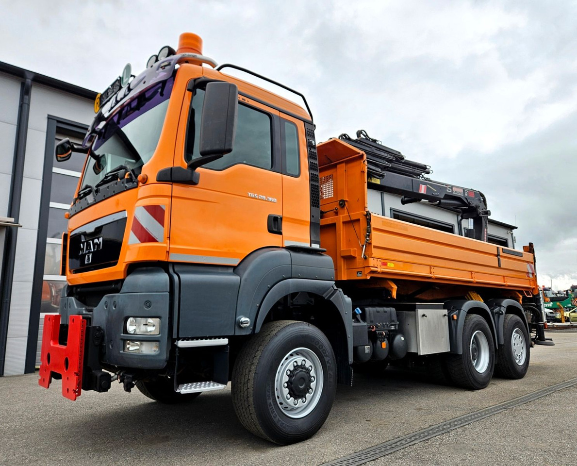 Самоскид вантажівка, Вантажівка з маніпулятором MAN TGS 28.360 6x4-4 HIAB 144E-4 Kran Euro5: фото 10