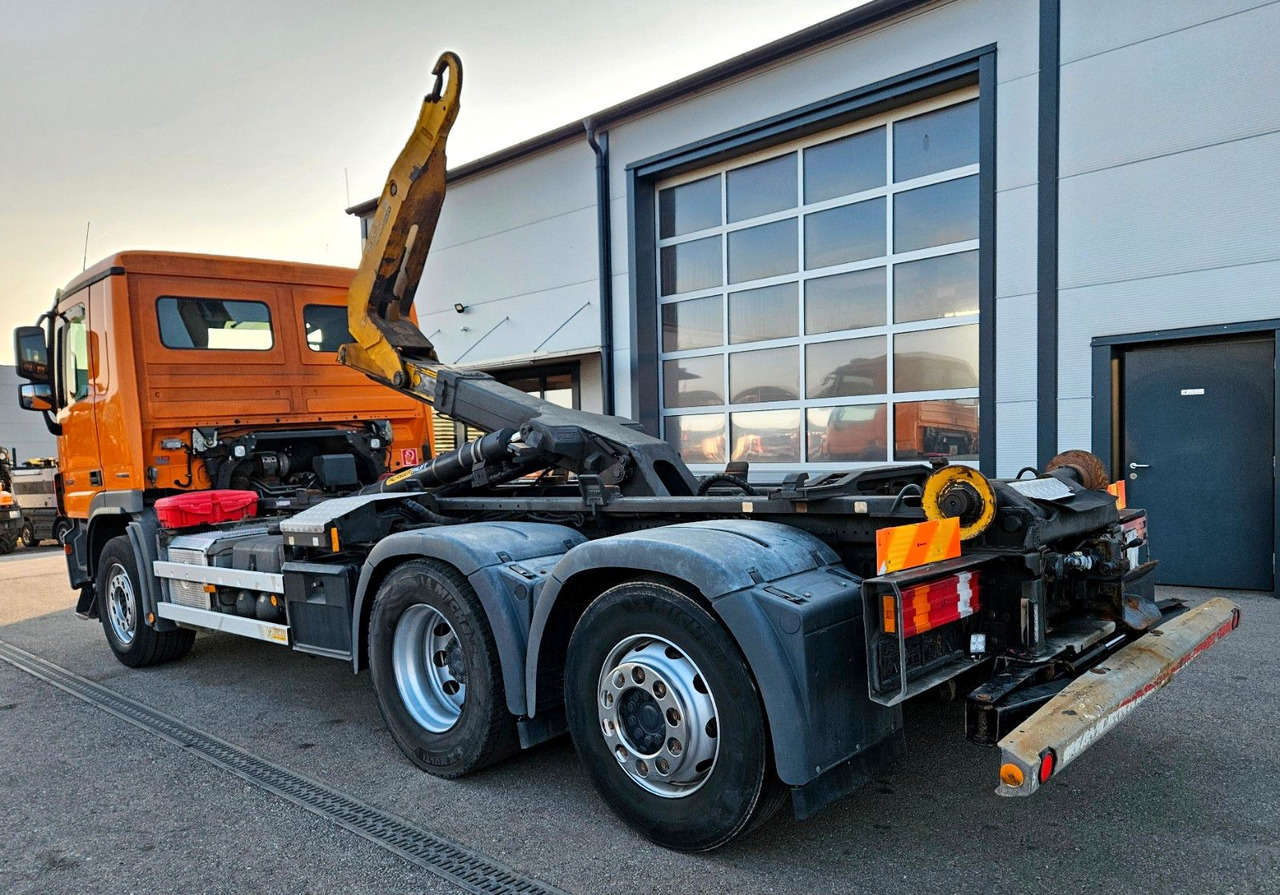 Mercedes-Benz Actros 2532 6x2 MP3 Euro5 - Гаковий мультиліфт вантажівка: фото 3 Mercedes-Benz Actros 2532 6x2 MP3 Euro5 - Гаковий мультиліфт вантажівка: фото 3