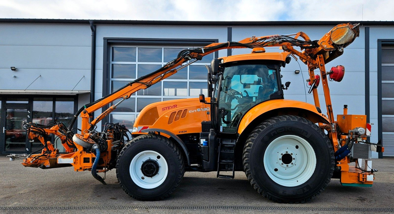 Steyr CVT 6130 Mulag MKM700 Mähkombination Kommunal - Комунальний трактор: фото 2 Steyr CVT 6130 Mulag MKM700 Mähkombination Kommunal - Комунальний трактор: фото 2