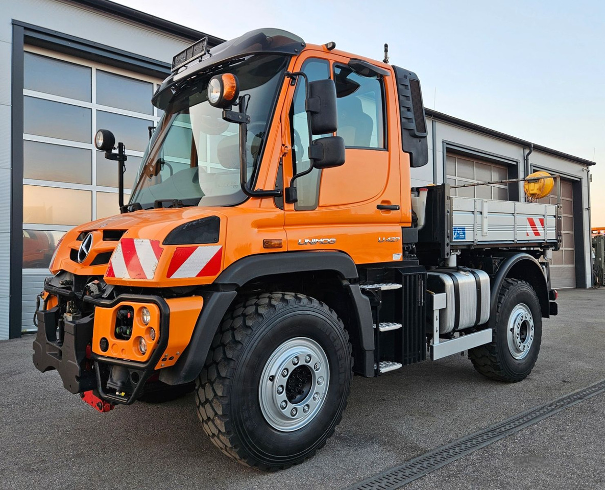 Unimog U427 UGE Euro6 VarioPilot Hydrostat - Самоскид вантажівка: фото 1 Unimog U427 UGE Euro6 VarioPilot Hydrostat - Самоскид вантажівка: фото 1