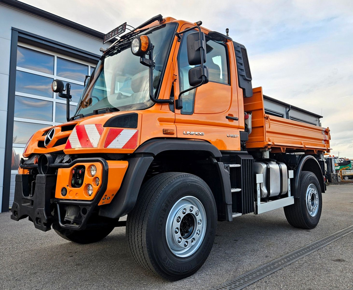 Unimog U527 UGE Euro6 VarioPilot Hydrostat - Самоскид вантажівка: фото 1 Unimog U527 UGE Euro6 VarioPilot Hydrostat - Самоскид вантажівка: фото 1