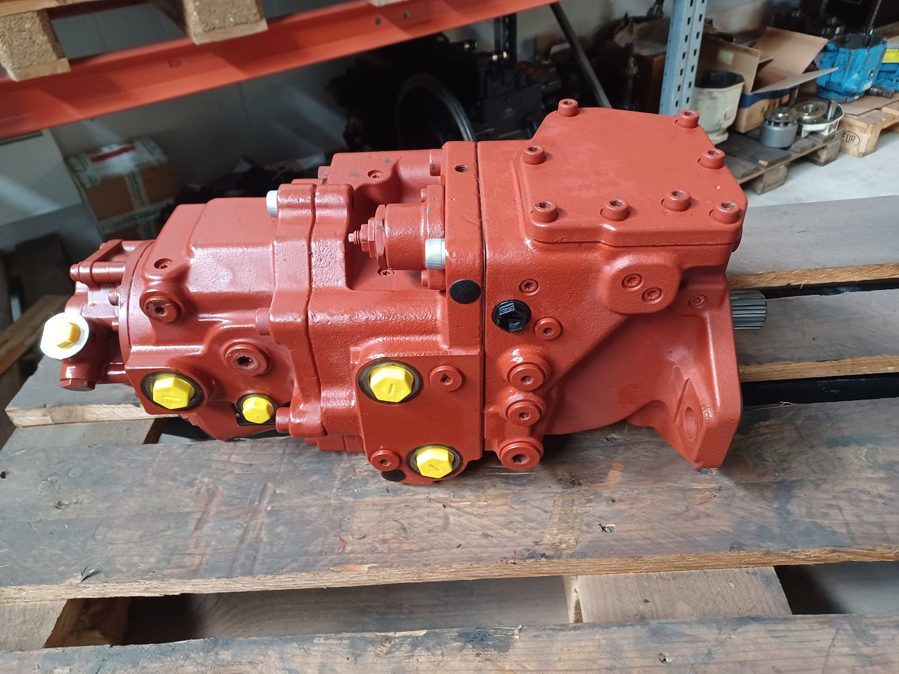 Kawasaki Heavy Industries K7SP36/K7V28-11VR-922A/25 - Гідронасос в категорії Гусеничні екскаватори: фото 2 Kawasaki Heavy Industries K7SP36/K7V28-11VR-922A/25 - Гідронасос в категорії Гусеничні екскаватори: фото 2