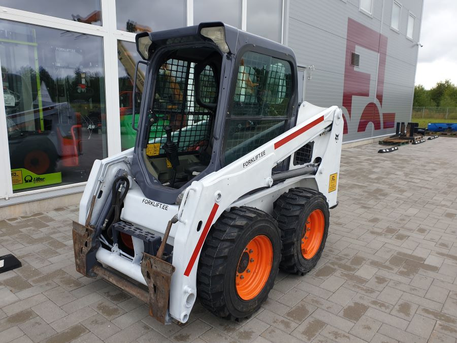 BOBCAT Bobcat S450 - Міні-навантажувач: фото 1 BOBCAT Bobcat S450 - Міні-навантажувач: фото 1