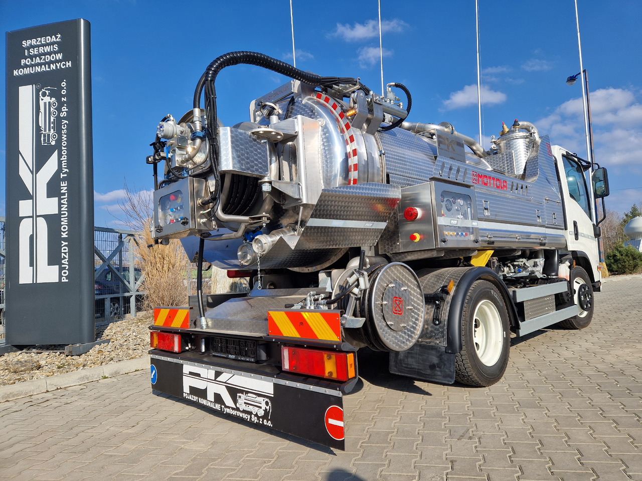 ISUZU  - Асенізатори: фото 2 ISUZU  - Асенізатори: фото 2