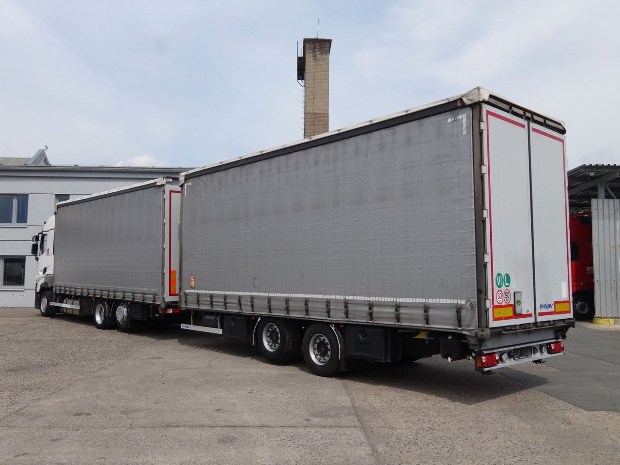 Renault T520 6x2 + trailer, 120m3, 2x Liftachse - Тентована вантажівка: фото 3 Renault T520 6x2 + trailer, 120m3, 2x Liftachse - Тентована вантажівка: фото 3