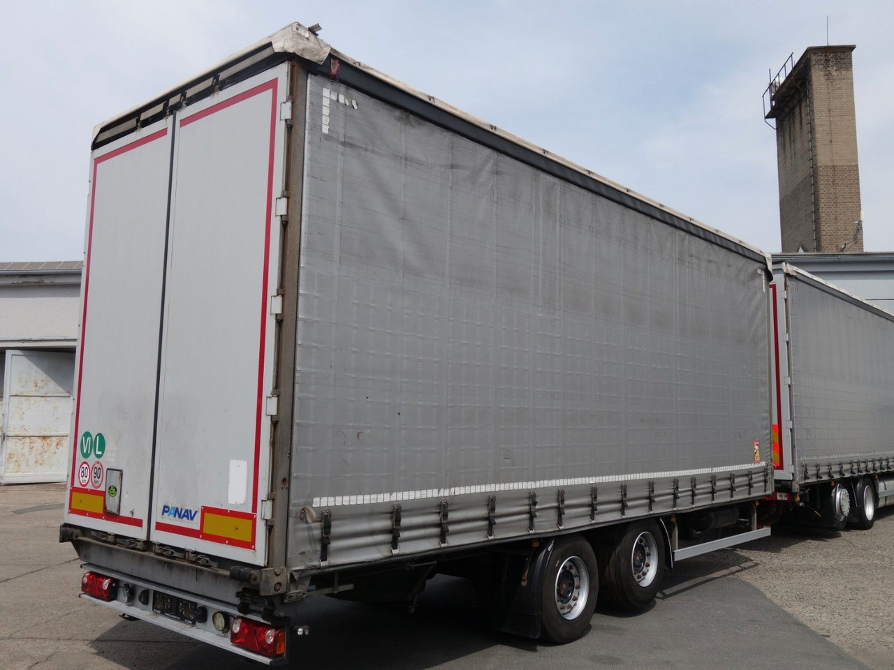 Renault T520 6x2 + trailer, 120m3, 2x Liftachse - Тентована вантажівка: фото 5 Renault T520 6x2 + trailer, 120m3, 2x Liftachse - Тентована вантажівка: фото 5