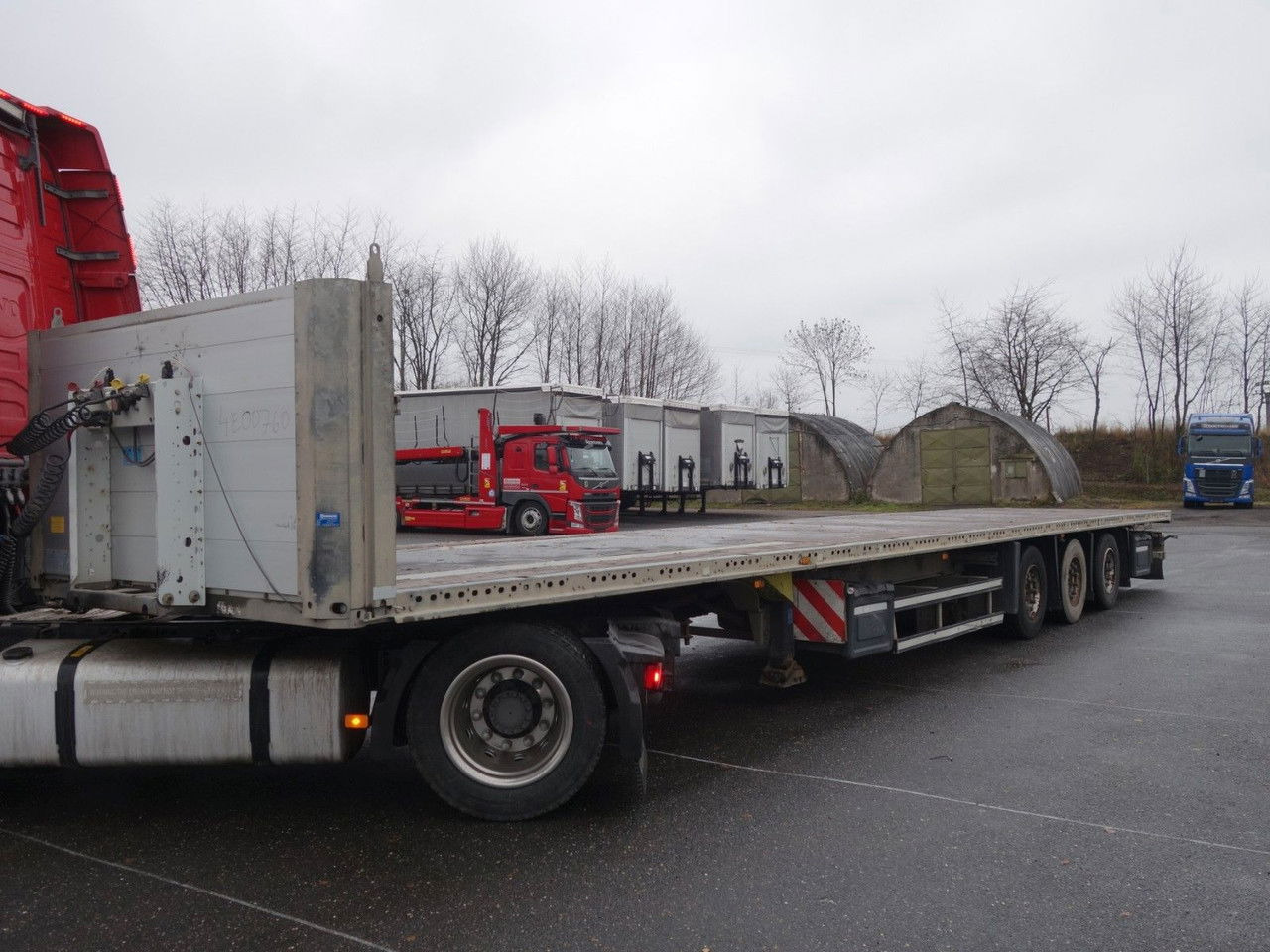 Schmitz Cargobull SPL 24/L Lowdeck SPL 24/L Lowdeck - Бортовий напівпричіп/ Платформа: фото 3 Schmitz Cargobull SPL 24/L Lowdeck SPL 24/L Lowdeck - Бортовий напівпричіп/ Платформа: фото 3