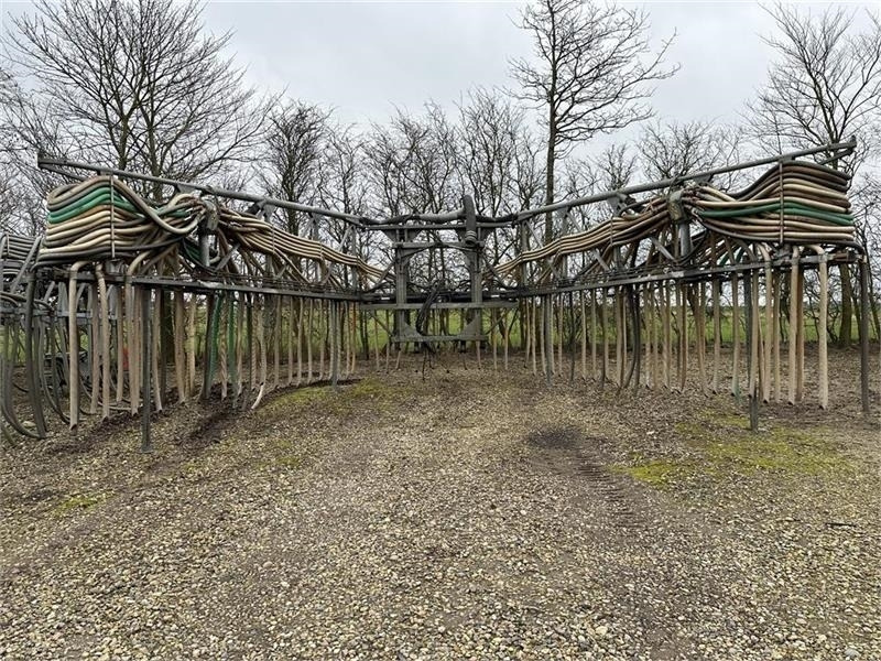 AP 24mtr slæbeslangebom m/2 fordeler - Розкидач рідких добрив: фото 2 AP 24mtr slæbeslangebom m/2 fordeler - Розкидач рідких добрив: фото 2