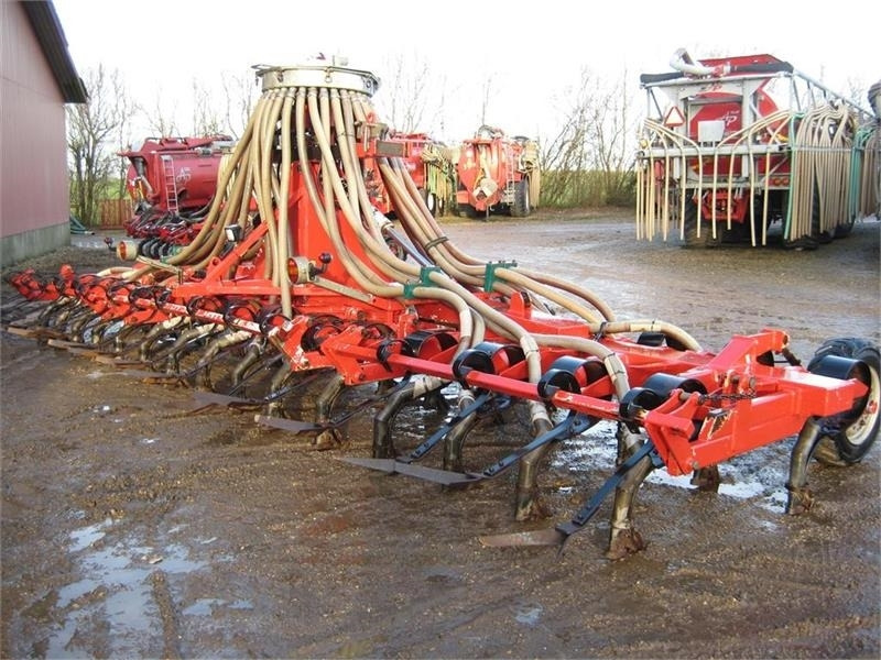 AP 8m Sortjords nedfælder - Аплікатор для внесення добрив в грунт: фото 4 AP 8m Sortjords nedfælder - Аплікатор для внесення добрив в грунт: фото 4