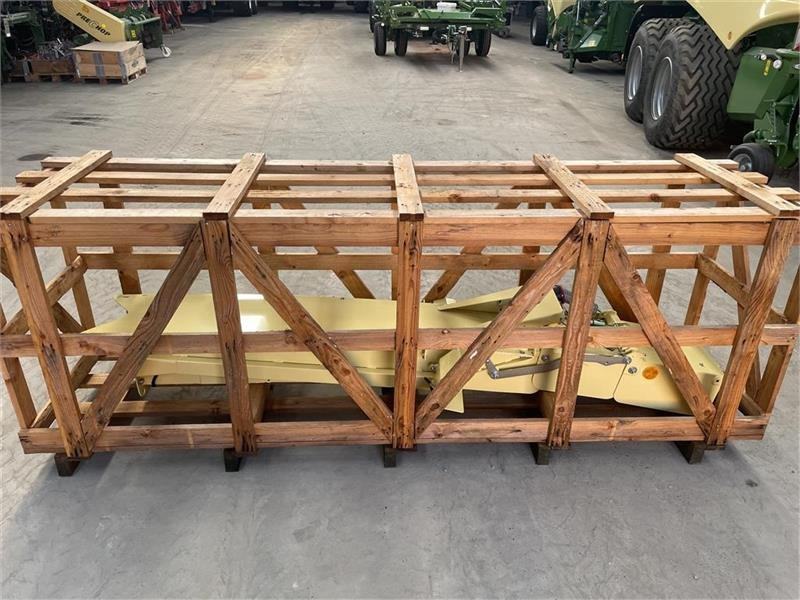 Krone BIG X  - Техніка для сінозаготівлі: фото 5 Krone BIG X  - Техніка для сінозаготівлі: фото 5