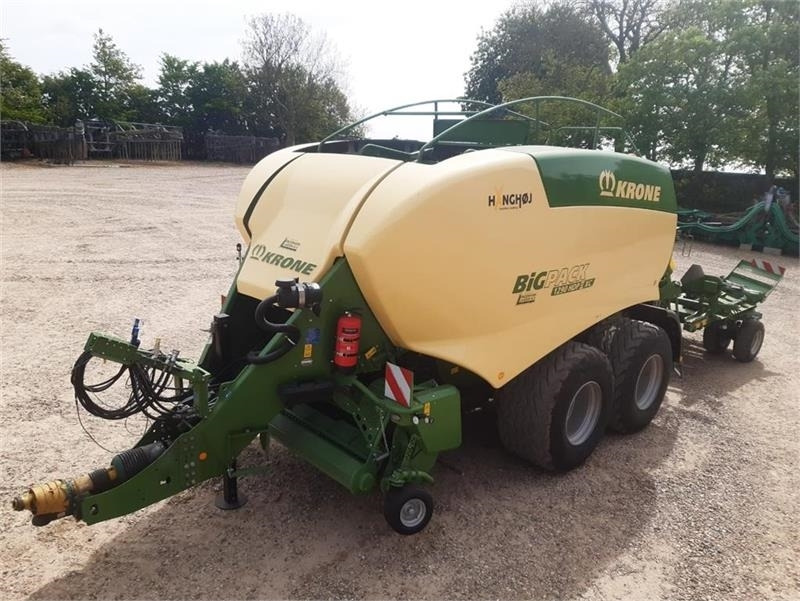 Krone Big Pack 1290 HDP II XC m. Balecollect 1230 - Прес-підбирач тюковий: фото 1 Krone Big Pack 1290 HDP II XC m. Balecollect 1230 - Прес-підбирач тюковий: фото 1