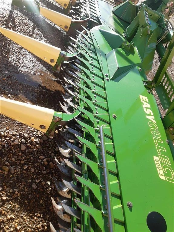 Krone Easy Collect 900 - Техніка для сінозаготівлі: фото 4 Krone Easy Collect 900 - Техніка для сінозаготівлі: фото 4