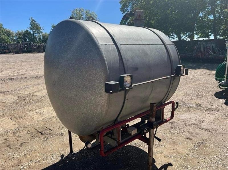 Linde 3 Ton - Цистерна: фото 2 Linde 3 Ton - Цистерна: фото 2