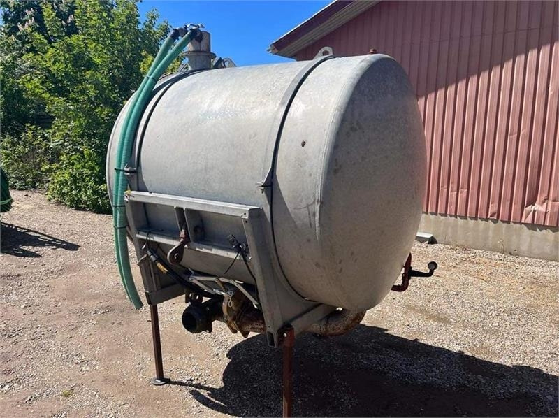 Linde 3 Ton - Цистерна: фото 1 Linde 3 Ton - Цистерна: фото 1