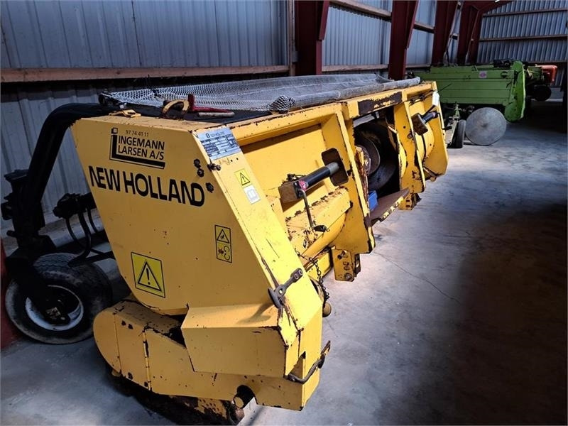 New Holland 355 W Græspick-up - Обладнання для кормозбирального комбайну: фото 4 New Holland 355 W Græspick-up - Обладнання для кормозбирального комбайну: фото 4
