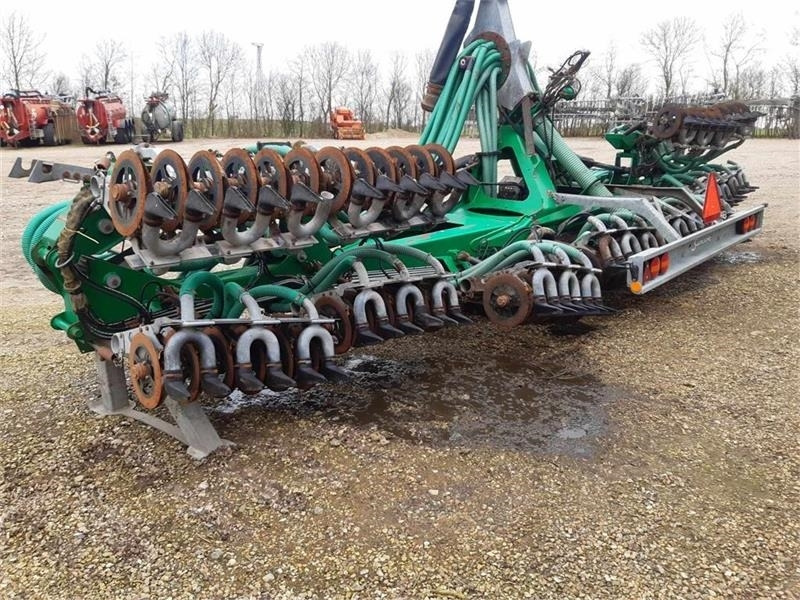 Samson SP 12 Dobbelt skærsnedfælder - Розкидач рідких добрив: фото 1 Samson SP 12 Dobbelt skærsnedfælder - Розкидач рідких добрив: фото 1