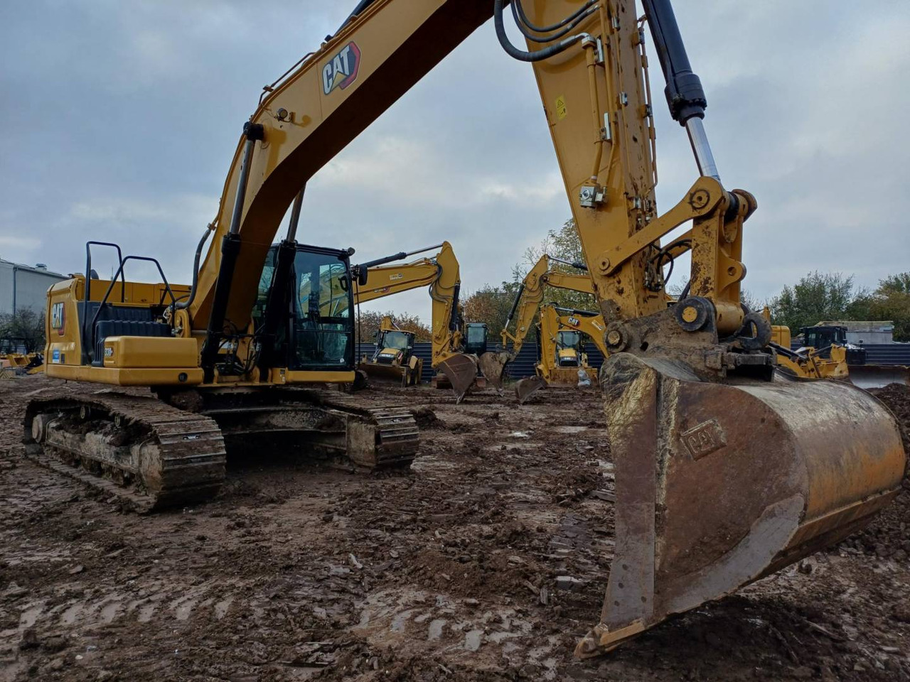 CAT 330-07GC - Гусеничний екскаватор: фото 2 CAT 330-07GC - Гусеничний екскаватор: фото 2