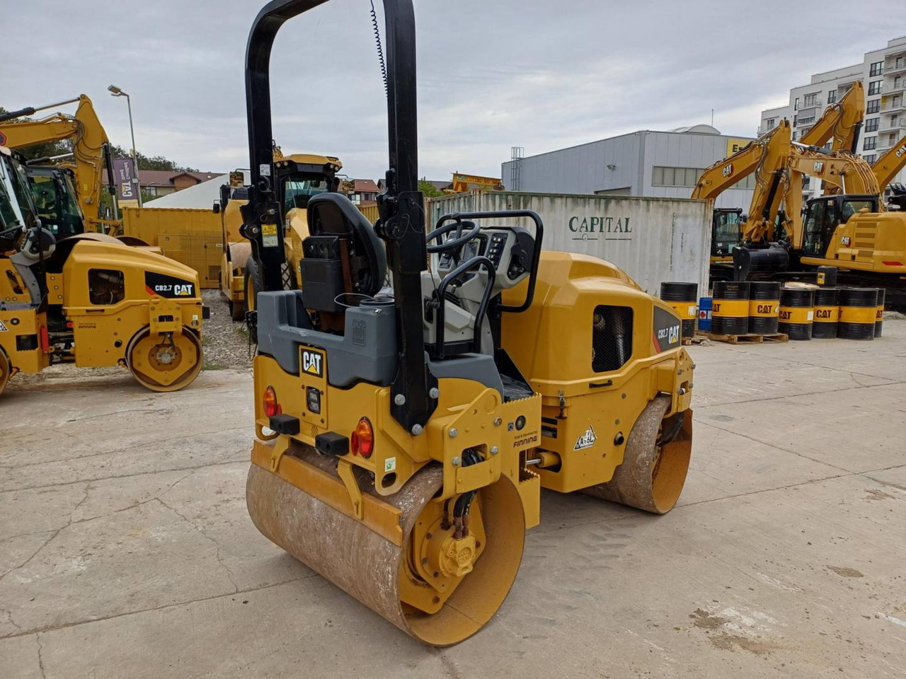 CAT CB2.7LRC - Дорожній каток: фото 3 CAT CB2.7LRC - Дорожній каток: фото 3