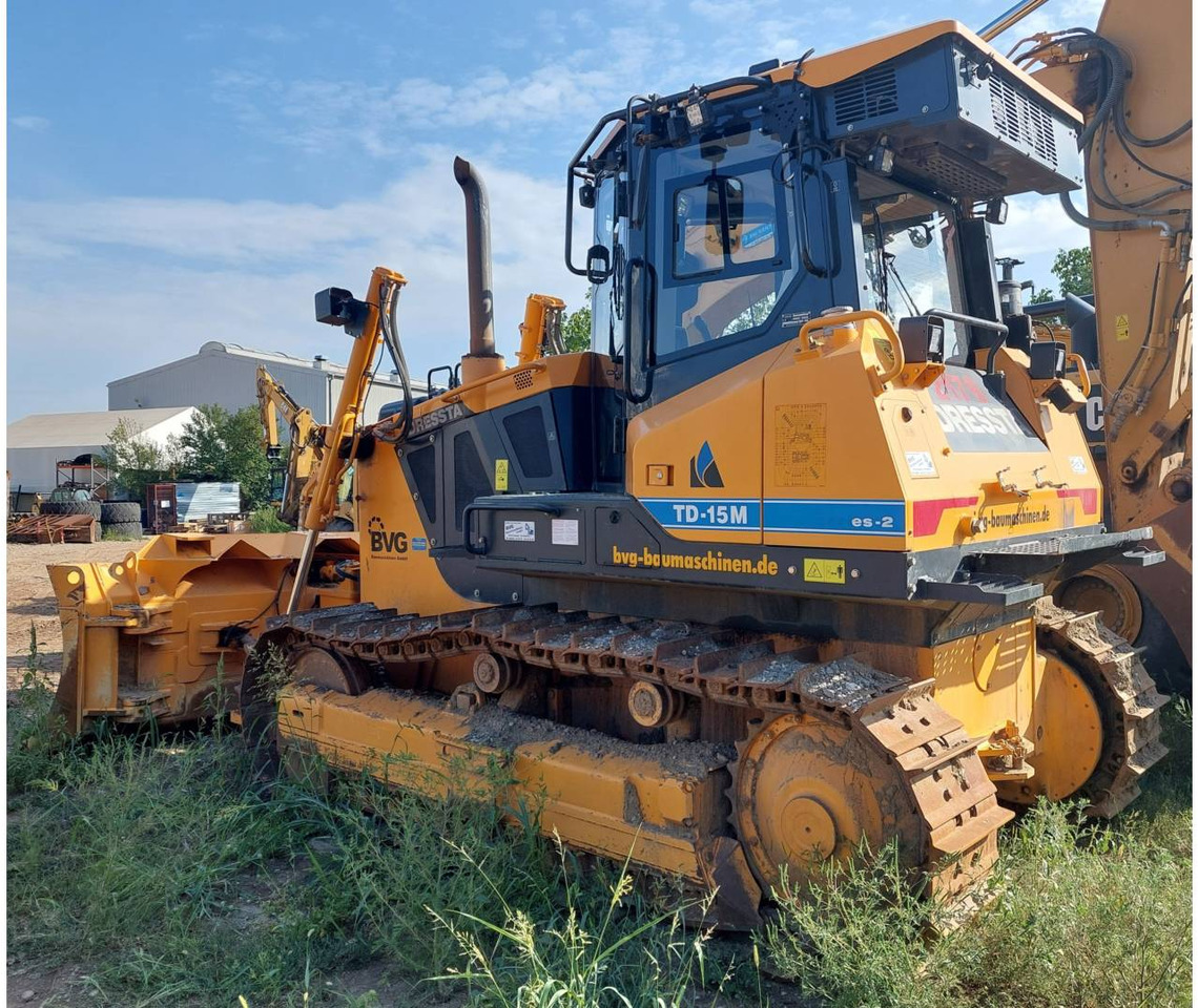 DRESSTA NORTH AMERICA TD-15M - Бульдозер: фото 4 DRESSTA NORTH AMERICA TD-15M - Бульдозер: фото 4