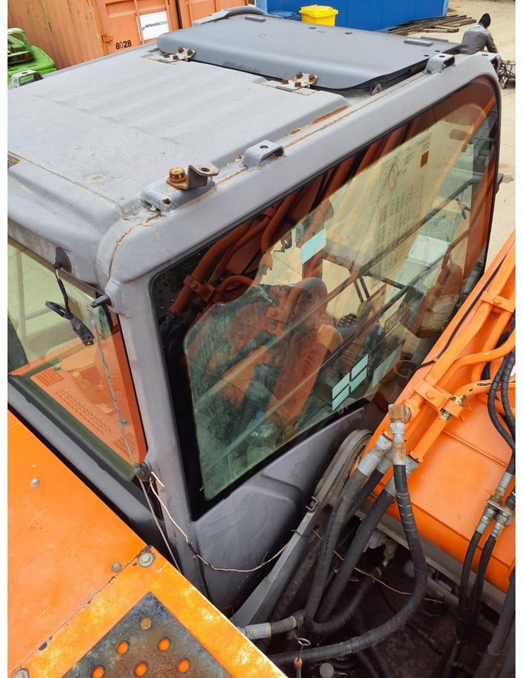 HITACHI ZX2400N-3 - Гусеничний екскаватор: фото 2 HITACHI ZX2400N-3 - Гусеничний екскаватор: фото 2