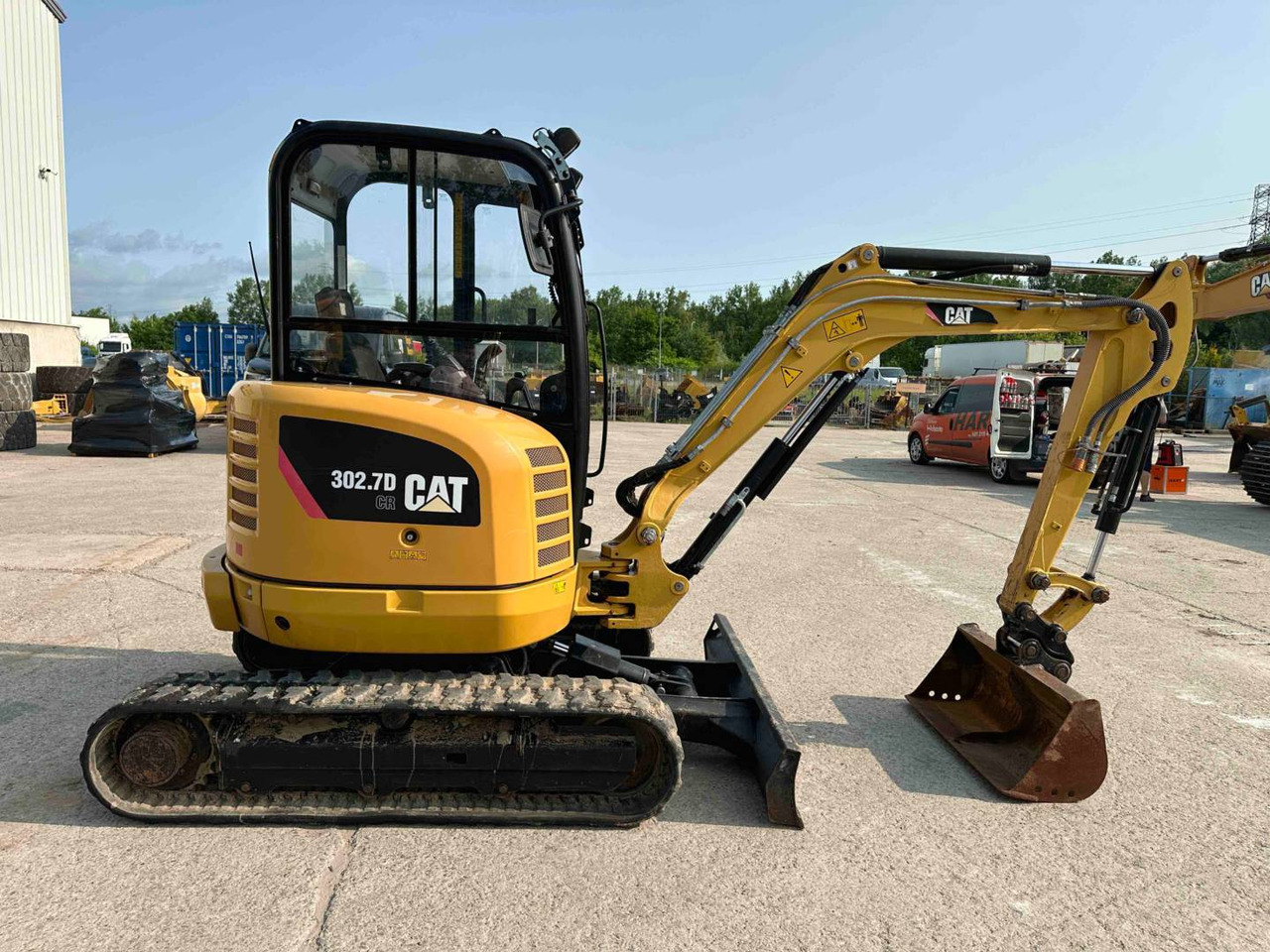 Гусеничний екскаватор CAT 302.7DCR: фото 14