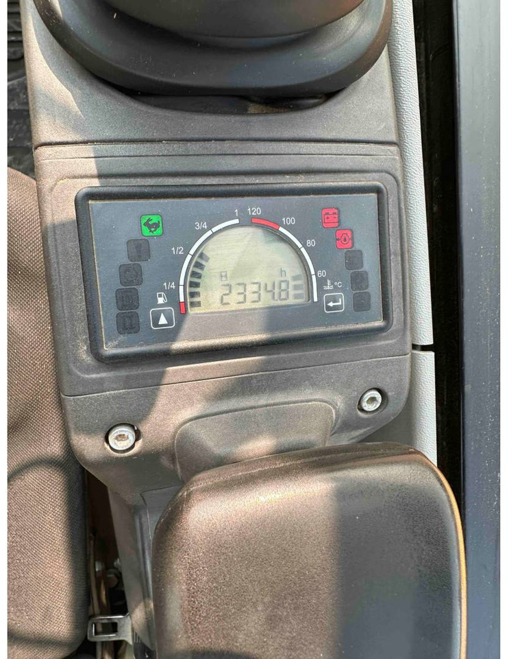 CAT 302.7DCR - Гусеничний екскаватор: фото 5 CAT 302.7DCR - Гусеничний екскаватор: фото 5