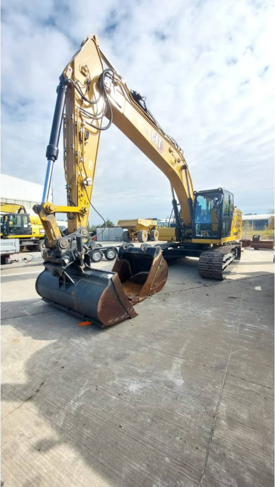 CAT 320 - Гусеничний екскаватор: фото 1 CAT 320 - Гусеничний екскаватор: фото 1