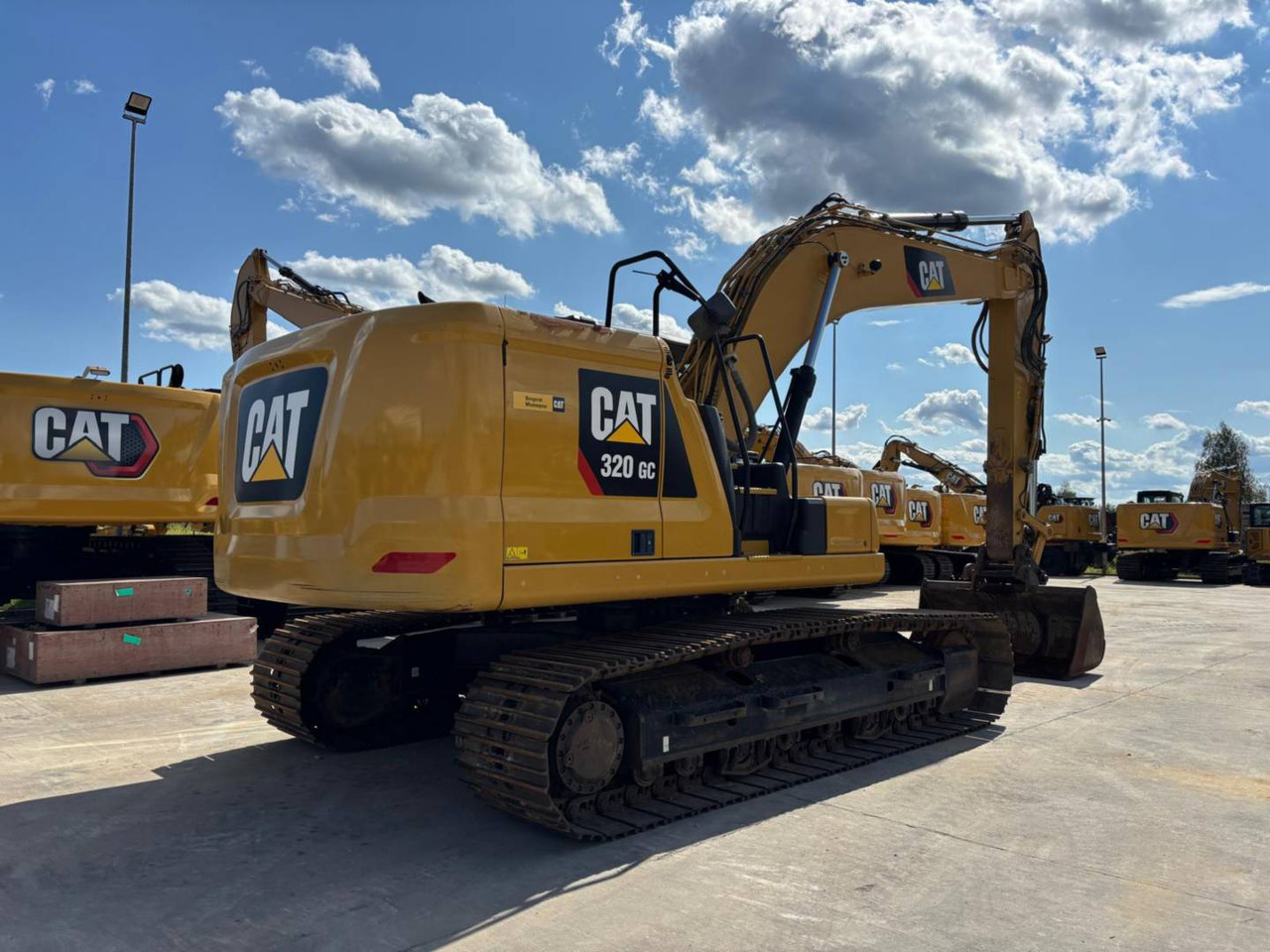 CAT 320GC - Гусеничний екскаватор: фото 3 CAT 320GC - Гусеничний екскаватор: фото 3