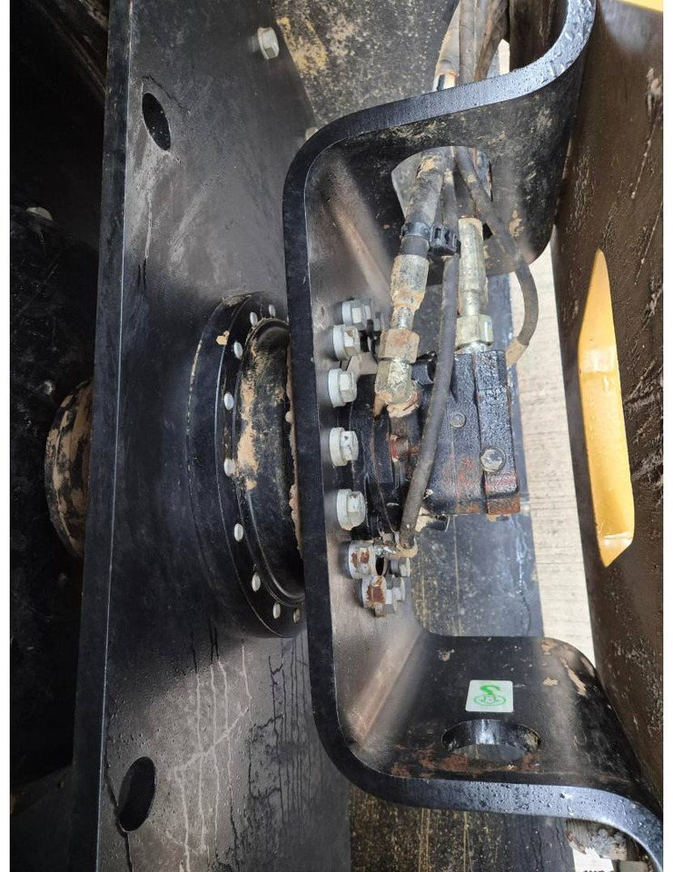 Компактор CAT CS12GC: фото 16 Компактор CAT CS12GC: фото 16