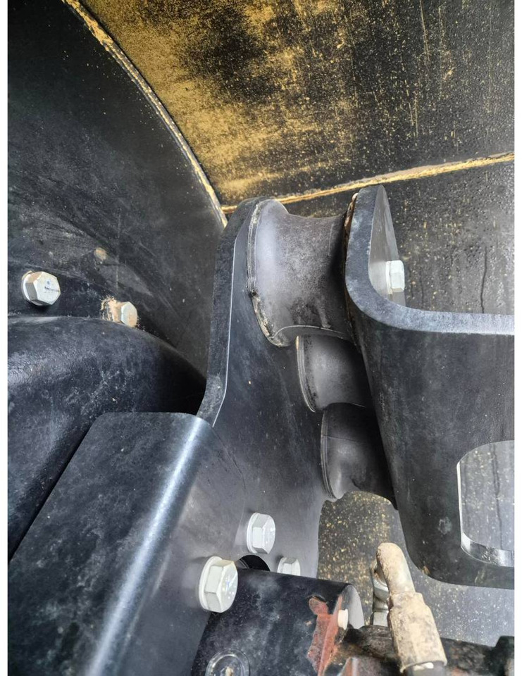 Компактор CAT CS12GC: фото 18 Компактор CAT CS12GC: фото 18