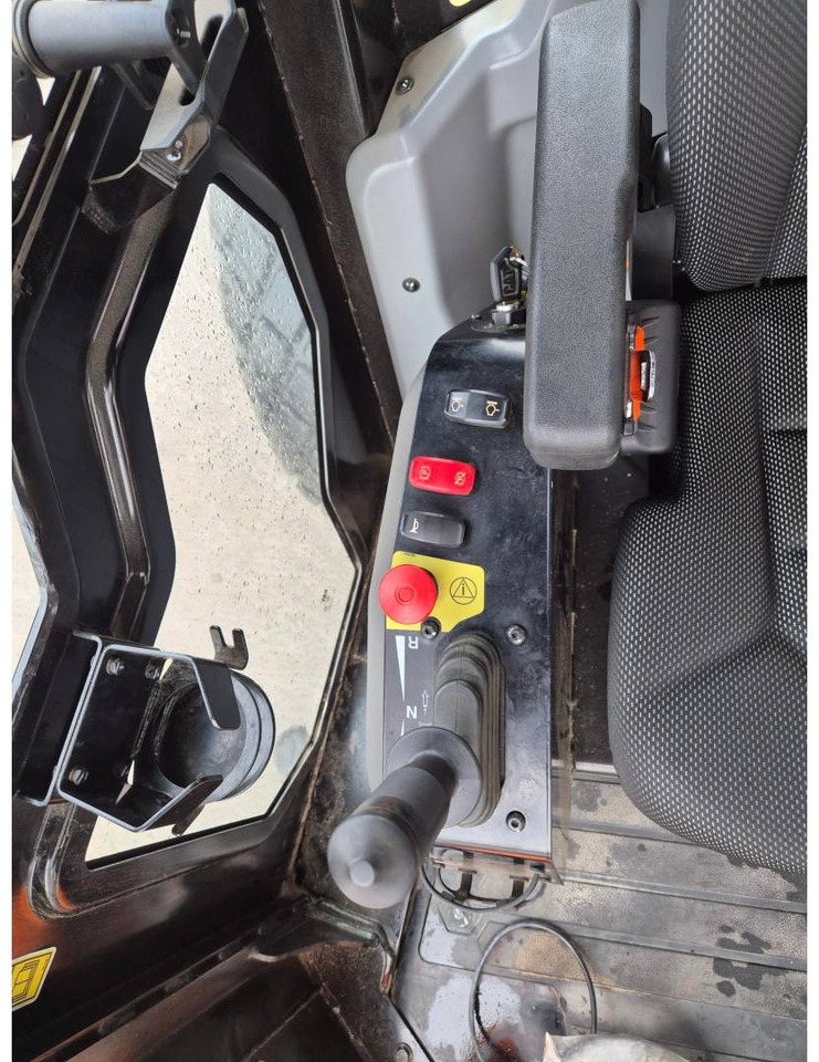 Компактор CAT CS12GC: фото 28 Компактор CAT CS12GC: фото 28