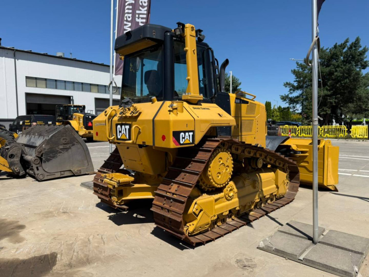 CAT D6NXL - Бульдозер: фото 3 CAT D6NXL - Бульдозер: фото 3